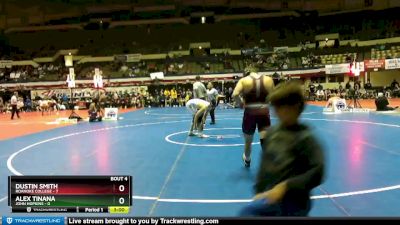 141 lbs Placement (4 Team) - Alex Tinana, John Hopkins vs Dustin Smith, Roanoke College