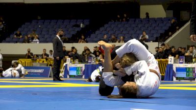 Deise Leonanjo Snatches The Armbar Finish