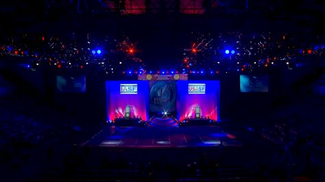 Eintracht Frankfurt (Germany) - Eagles Coed [2022 L7 International Open Small Coed Semis] 2022 The Cheerleading Worlds