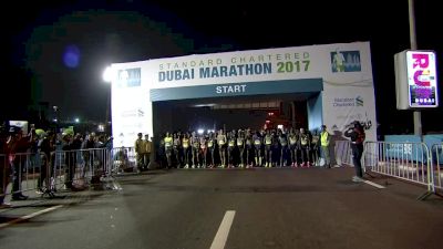 Kenenisa Bekele fall at the start of Dubai Marathon