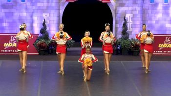 Rosary High School [Small Pom Finals - 2017 UDA National Dance Team Championship]