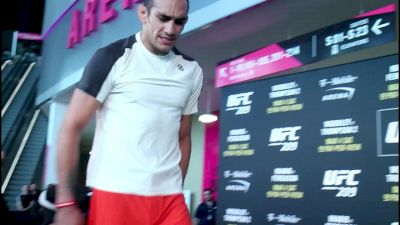 Tony Ferguson Pumped Up and Dancing His Way Into UFC 209