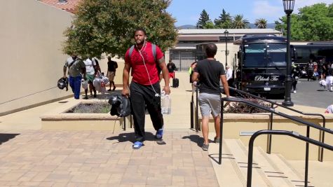 Players Arrive At The Stadium!