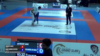 VINCENT SAENZ vs JOAO GABRIEL BATISTA Abu Dhabi Grand Slam Los Angeles