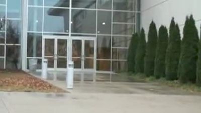 Arkansas Gym'Back Vault and Bars