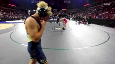 138 lbs Round Of 32 - Brock Mantanona, Palm Desert (SS) vs Arnulfo Leon, Golden Valley (CS)