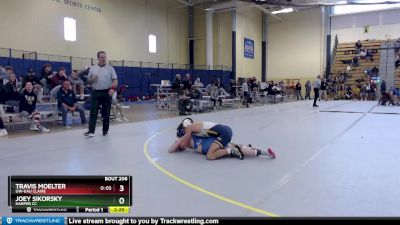 125 lbs Quarterfinal - Travis Moelter, UW-Eau Claire vs Joey Sikorsky, Harper CC