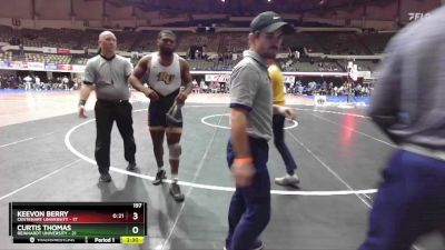 197 lbs Quarters & Wb (16 Team) - Curtis Thomas, Reinhardt University vs Keevon Berry, Centenary University