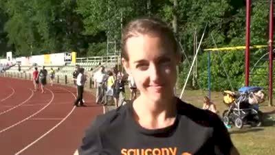 Molly Huddle after 1500 win and PB 4:09 at 2010 Braschaat Meeting