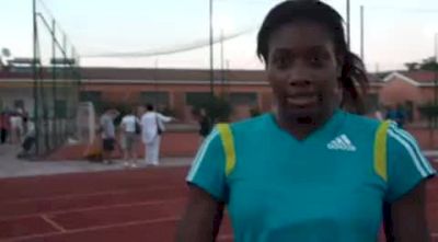 Shana Cox after 200 at 2010 Nuoro Meeting