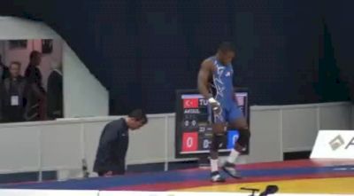 55kg Obe Blanc USA- vs. Sezar Akgul Turkey-