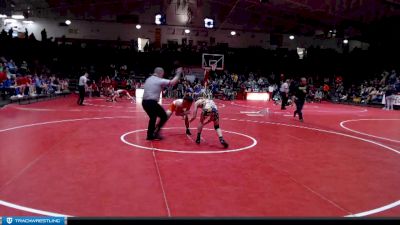 138 lbs Champ. Round 1 - Ethan Thompson, Beech Grove vs Zach Gollher, Hagarstown