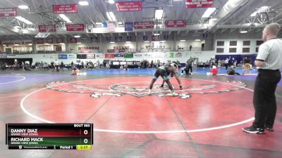 165 lbs Quarterfinal - Richard Mack, Grand View (Iowa) vs Danny Diaz, Grand View (Iowa)