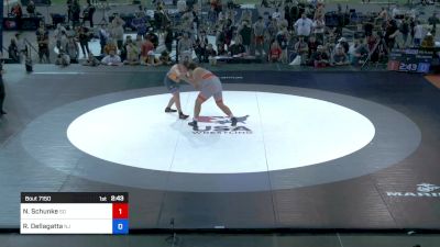 285 lbs 3rd Place - Navarro Schunke, South Dakota vs Rocco Dellagatta, New Jersey