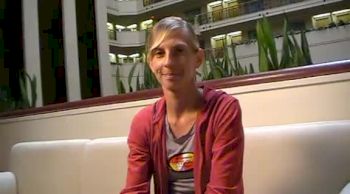 Melissa White of Hansons-Brooks before before 2011 San Diego Rock 'n' Roll Marathon