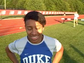 Devotia Moore 800m Winner 2:05 NBB Twilight 3