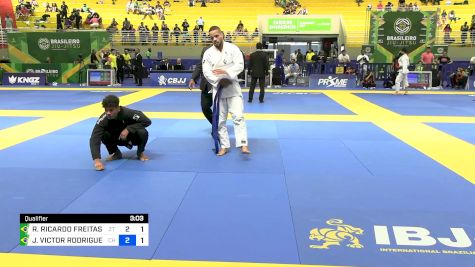 RIAN RICARDO FREITAS DE OLIVEIRA vs JOÃO VICTOR RODRIGUES FONSECA 2024 Brasileiro Jiu-Jitsu IBJJF