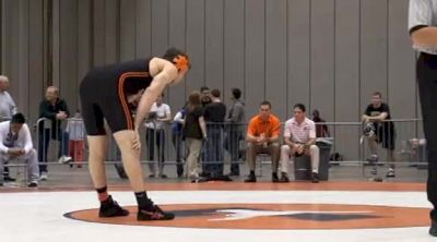 174 lbs round2 Ty Vinson Oregon State vs. Justin Zeerip Michigan