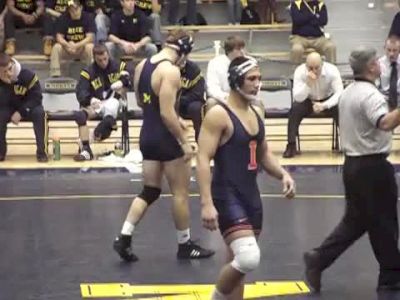 197: Mario Gonzalez (Illinois) vs Max Huntley (Michigan)