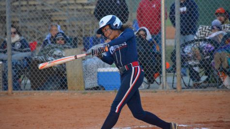 Rising Star: Tampa Mustangs 2020 OF/C McKenzie Clark