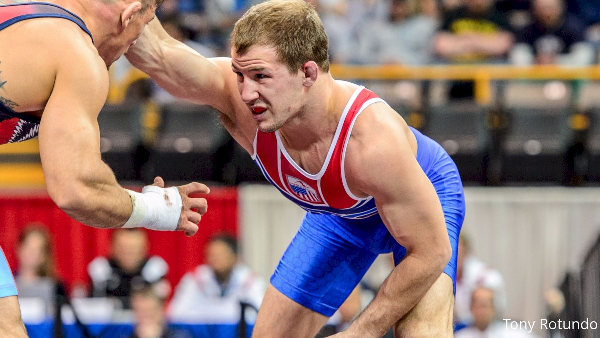 Logan Stieber Going 61kg At Bill Farrell!