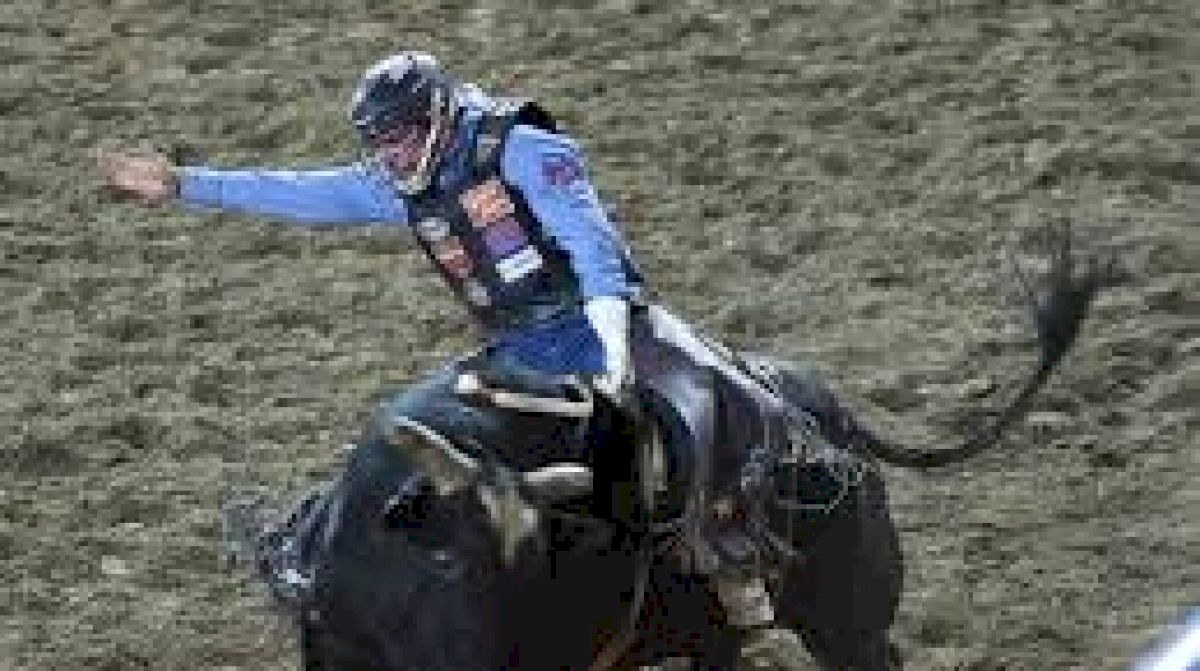 Ty Wallace Moves To The Top Of The Bull Riding With A 90-Point Ride