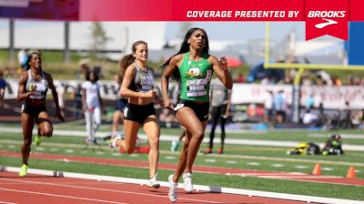 Women's 800m Invite, Heat 1 - Raevyn Rogers runs 1:59, new NCAA record