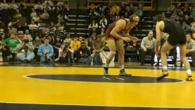 165 lbs match Mike Evans Iowa vs. Cody Yohn Minnesota