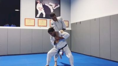 Vitor "Shaolin" Ribeiro Demos Self-Defense Jiu-Jitsu Technique