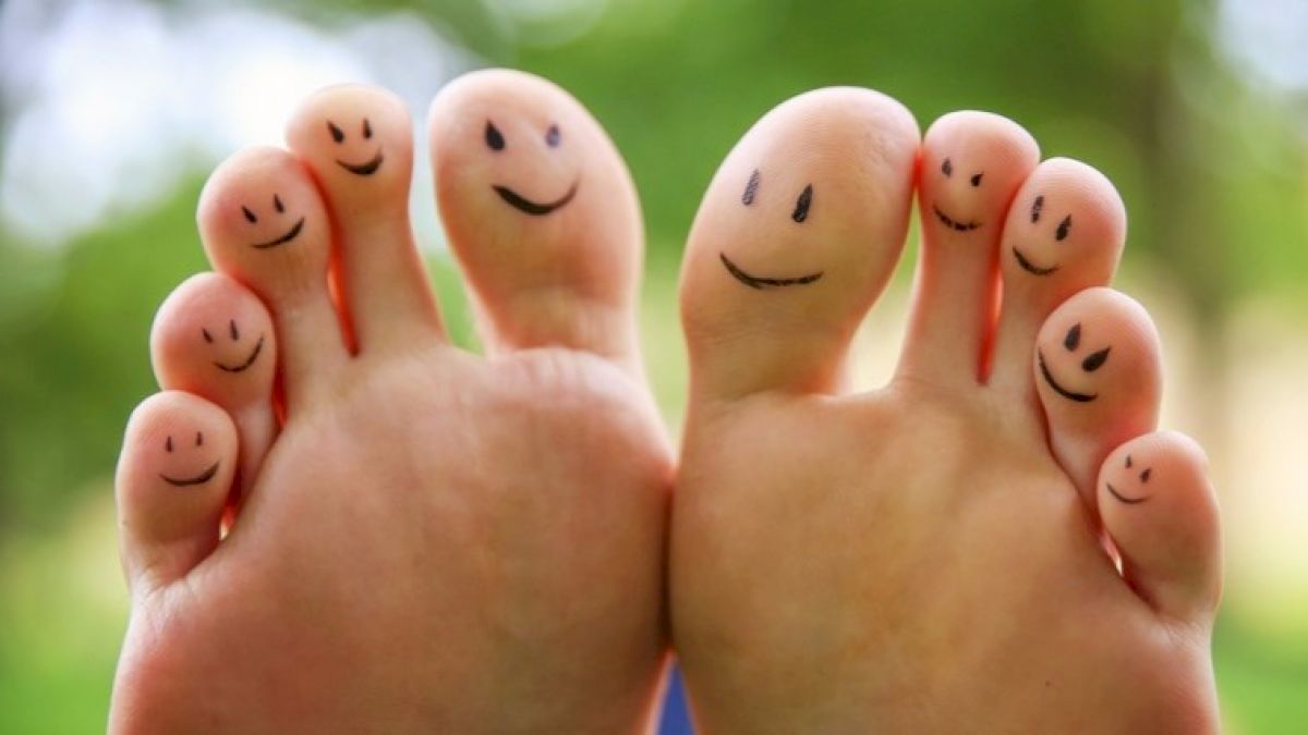 How Is My Pinky Toe Giving Me Shoulder Pain?