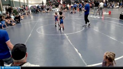 40-44 lbs Cons. Round 2 - Isaiah Kermmoade, Kearney Matcats vs Clayton Davison, Blue Hill