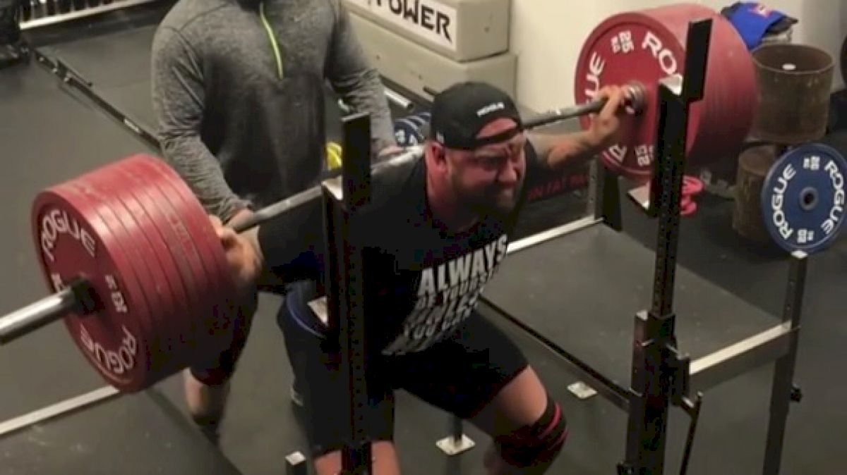 Hafthor Bjornsson Squats 925lb!