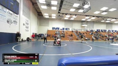 197 lbs Quarterfinal - Ethan Birch, Sacramento City College vs Malik Lugar, Sierra College