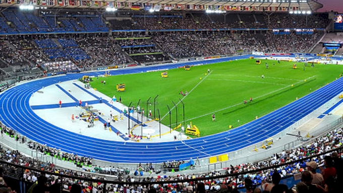 Berliner_Olympiastadion_night_crop.jpg