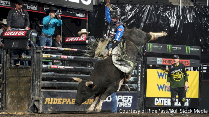 Dakota Buttar on Buck Wild at PBR Sioux Falls.JPG