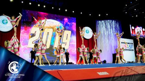 Your 2019 World Champions, Cheer Extreme Lady Lux!