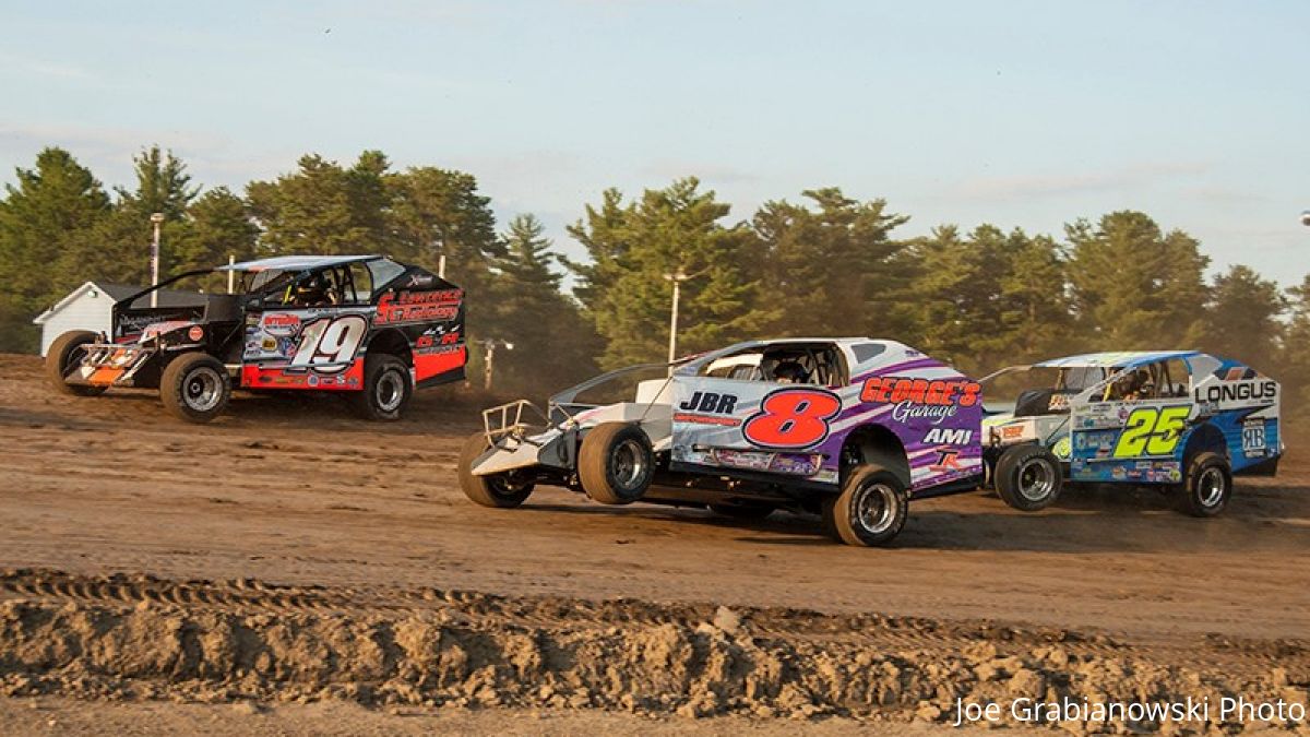 $10K on the Line in Super DIRT Week Qualifier