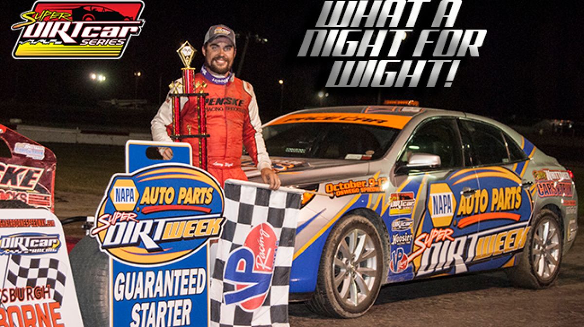 Wight Whips 'Em at Airborne