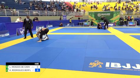 LUCAS MENDES DE CARVALHO vs KAUÊ RODRIGUES BERFLORA DE ASSUN 2024 Brasileiro Jiu-Jitsu IBJJF
