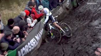 MVDP Hits The Deck At DVV Azencross