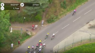 Urán Launches Huge Attack With 2.9K To Go In Stage 1