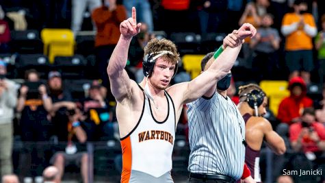 Briggs dominates, Wartburg rolls at NWCA D3 Championships