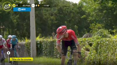 Gesbert Attacks His Sunglasses Off His Face