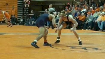 125 m, Matt McDonough, Iowa vs Jesse Delgado, Illinois