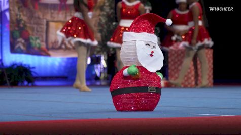 The Reigning Varsity Theme Dance Champions Brought The Christmas Spirit To Pop Warner
