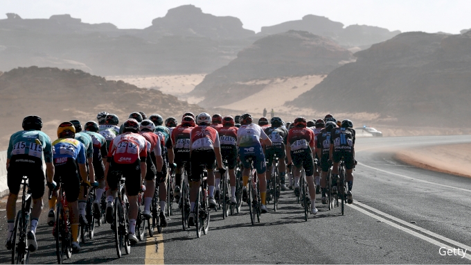 saudi-arabia-desert-dust-peloton.jpeg