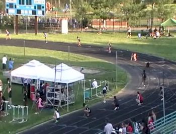 4AW Girls 4x400