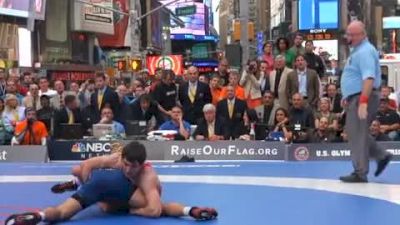 60 lbs match Logan Stieber USA vs. Akhmed Chakaev Russia