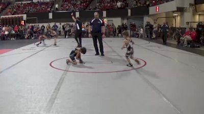 46 lbs Champ. Round 1 - Elias McEwen, Mine Yard Dogs Wrestling Club vs Brawley Eustice, Sidney Wrestling Club