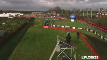 Early Crash In Essen Women’s Race